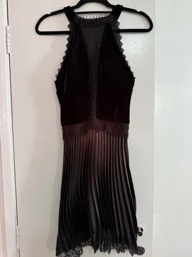Vestido plissado festa