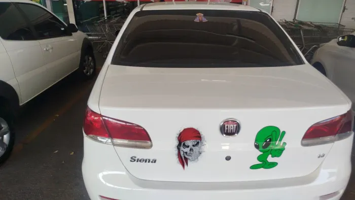 Vende Siena 2011 completo