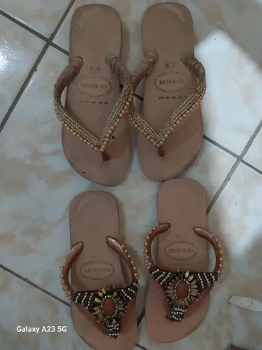 Chinelos havaianas decorados usados tamanho 37/38