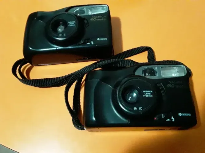 Câmeras Analógica Yashica mg Motor, as 2 no estado