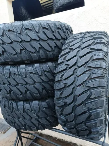 Pneu 33x12.50r15 Mt/Cravudo (ZERO KM)