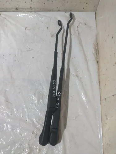 Braços de Limpador de Parabrisa Clio 04