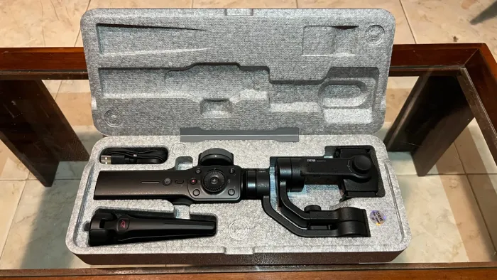 Gimbal zhiyun smooth 4