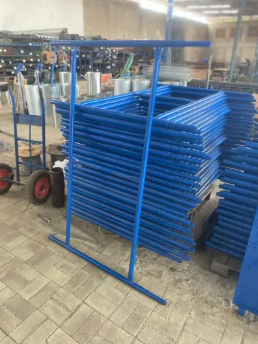 Andaimes 1,5mx1m NOVO