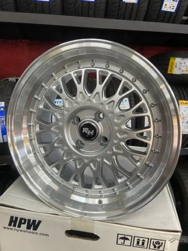 Rodas importada  Aro 17 tala 8.5 furacão 4x100