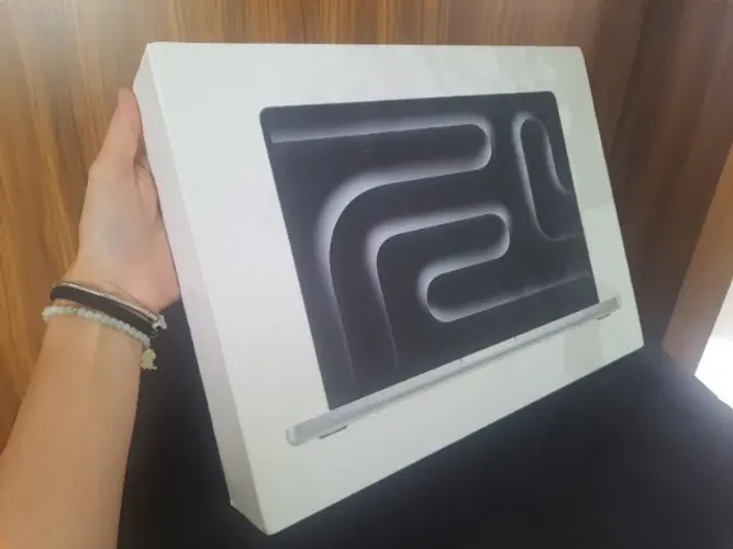 MacBook PRO M5 PRO 16' 48GB 1TB lacrado