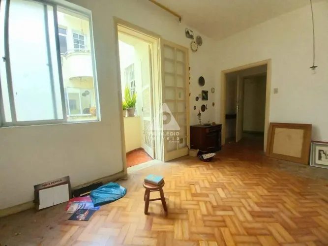 Apartamento Venda Leme 3 Quartos com Dependência Completa