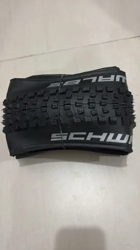 Pneu Schwalbe Wicked Will 29x2.40 Tubeless Addix Performance (novo)