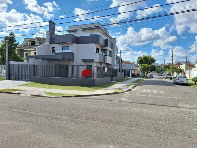 Sobrado com 142,46m² 3 quartos, à venda, no bairro Jardim Monte Líbano em São José dos Pin