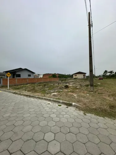 Terreno de Esquina à Venda Balneário Arroio do Silva.