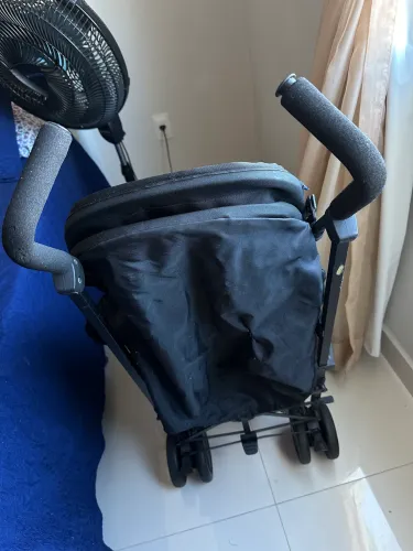 Carrinho de bebê London Chicco