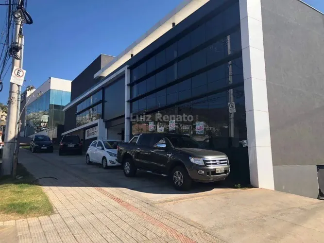 Prédio para alugar com 30 vagas - Buritis