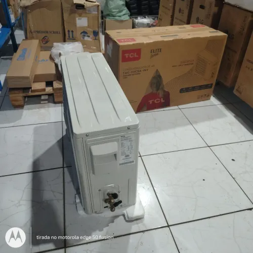 CONDENSADORA externa TCL 9000 BTU/h Modelo TAC-09CSAINV. GÁS R410 INVERTER 