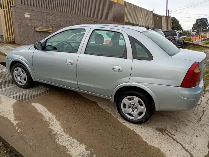 Chevrolet Corsa Sedan 1.0 MPFI 8V 71cv 4P 2002