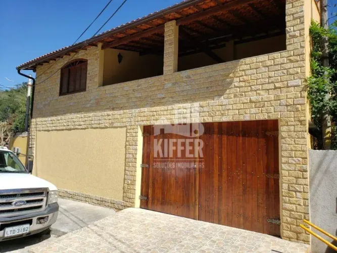 Casa com 4 dormitórios à venda, 167 m² por R$ 200.000,01 - Engenho Pequeno - São Gonçalo/R