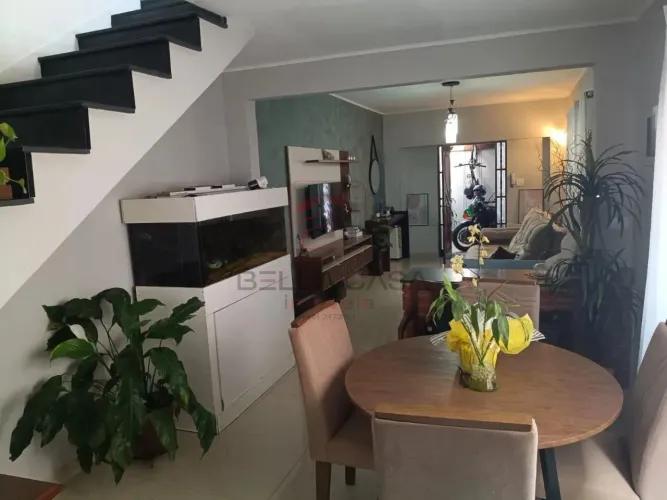 Sobrado de 180m2 com 3 Dormitórios à Venda na Vila Prudente