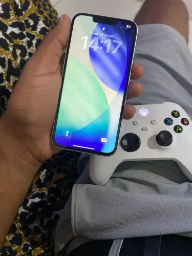 iPhone 13