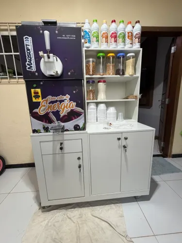 Máquina de açaí e sorvete em estado de nova!