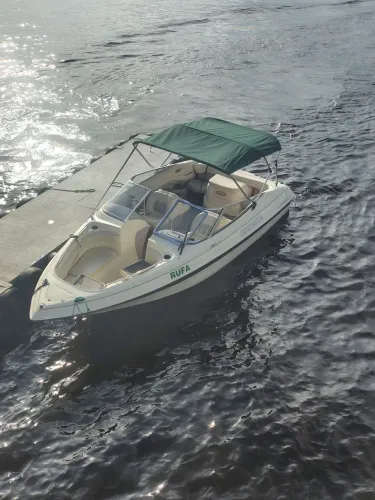LANCHA RUFA 22 PÉS | MERCRUISER 260 HP | 10 PESSOAS | R$ 69 MIL