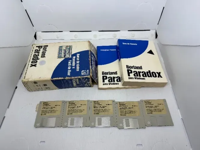 Software Antigo Borland Paradox 4.5 Box Disquetes Manuais
