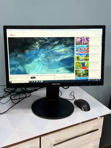 Monitor LED 22 Polegadas Positivo 22MP55PJ com Suporte Regulável e HDMI