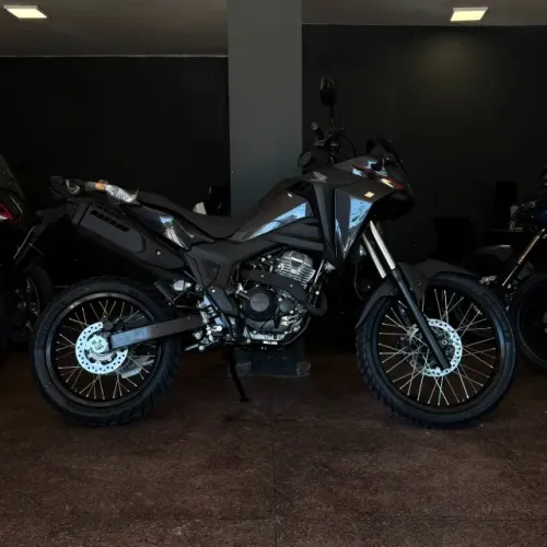 SAHARA 300 STD -- PRONTA ENTREGA E EMPLACADA
