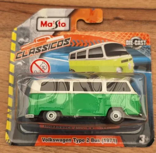 Maisto Volkswagen Type 2 Bus (1971) - Clássicos Series (Blister)
