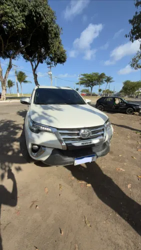 Toyota Hilux SW4 SRX 4X4 2.8 TDI 16V Dies. Aut. 2017