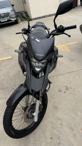 XRE 300 2021