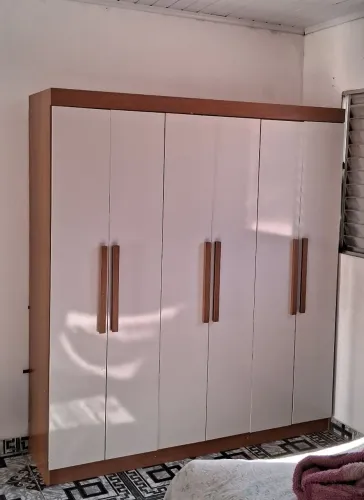 Guarda roupa