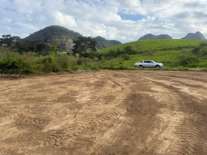 VENDO OU TROCO TERRENO EM CANTAGALO, RIO DAS OSTRAS. PRÓXIMO AO RANCHO DA PEDRA