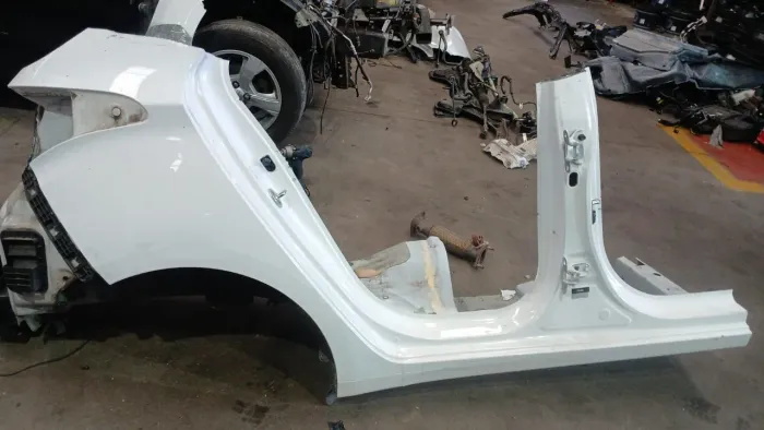 Lateral Direita Com Caixa De Ar Hyundai Hb20 Hatch 2013 A 2019 Original 