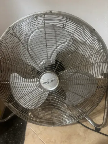 Vendo circulador de ar Britânia 