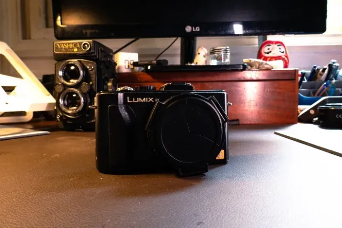 Lumix LX5 - Identica a Leica D-Lux 5