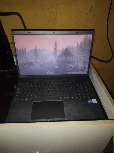 Notebook positivo motion gray com nota <br>4gb ram <br>Core i3
