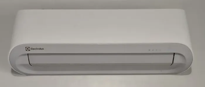 Ar-Condicionado Electrolux Split 12.000 BTUs Inverter Quente/Frio Color Adapt JE12R/JI12R