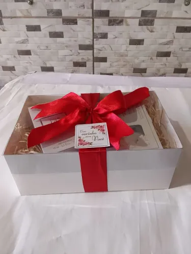 Kit Presente Perfume e sabonete Lily Boticário
