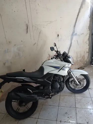 Fazer 250 oportunidade!!!