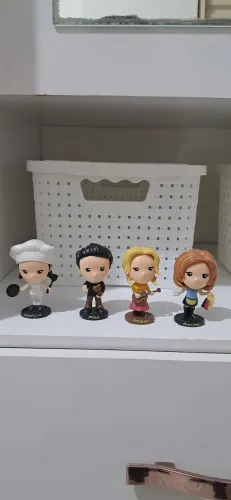 Coleção Bonecos Friends Bobs com 04 personagens 