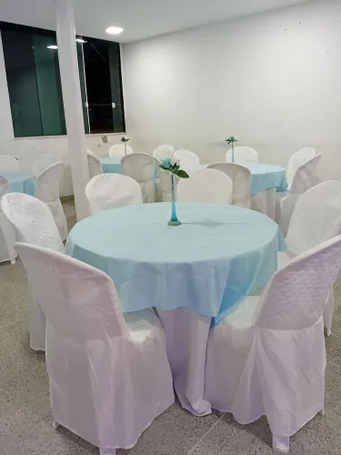 Alugo mesa e cadeira para eventos 