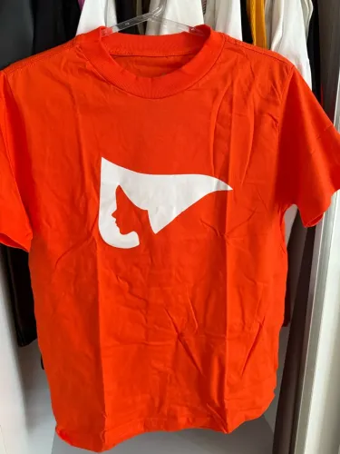 Camiseta feminina Legendarios