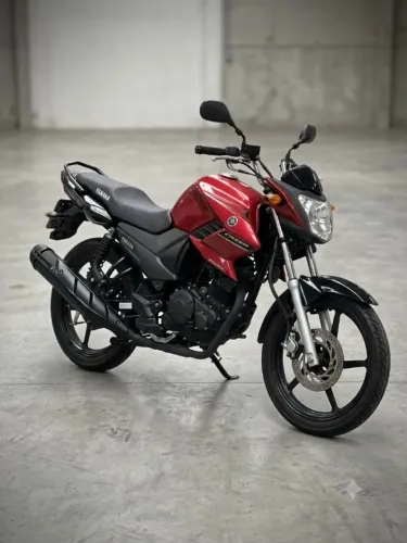 Yamaha fazer vermelha por apenas R$ 8.900,00
