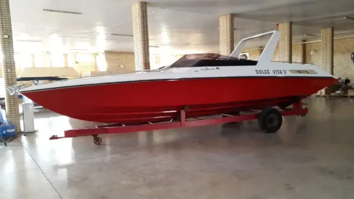 LANCHA INTERMARINE 31 PÉS MOTOR NOVO MERCURY 6,2 340 CV 10 HORAS DE USO VALOR R$ 350,000,0