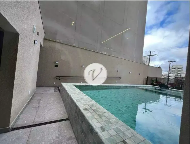 Studio mobiliado de 42m² em Jardim, Santo André. Aluguel R$3.900, cond. R$650, IPTU R$50. 