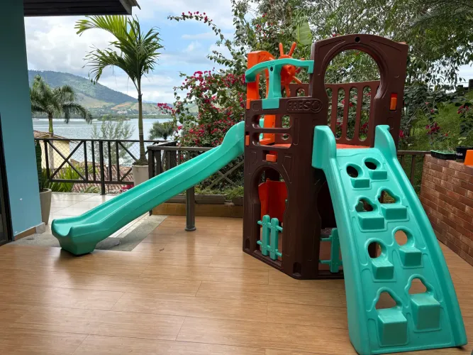 Vendo Playground Freso Estado de Novo