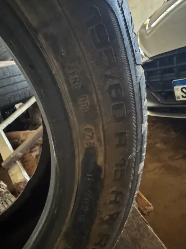 Pneu carro 195/60/15