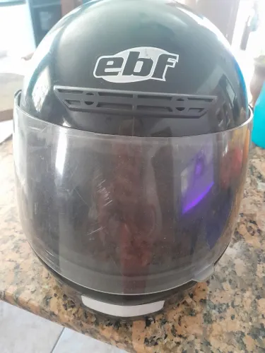 Capacete