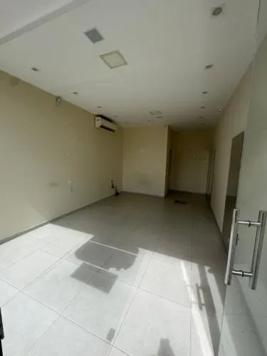 Alugo loja c/ ar, som e câmeras - localização TOP perto do Gênesis