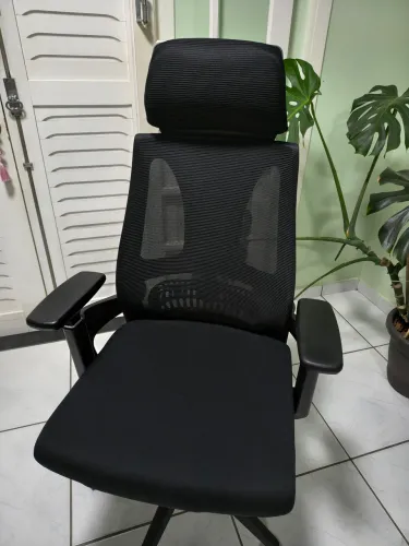 Cadeira de escritório SEM USO!
