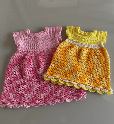 Vestido de bebê em crochê